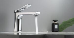 Смесители за Баня хром с въртяща функция