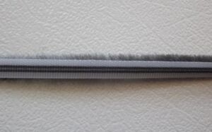 Четка за плъгащи врати 5 мм