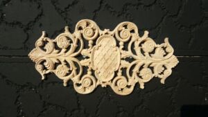 Дървени Орнаменти за Мебели