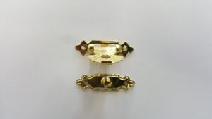 малка закопчалка за дървени кутия - Злато