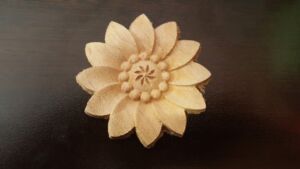 Дървени Орнаменти, Дърворезба за Декорация Дървено Цвете