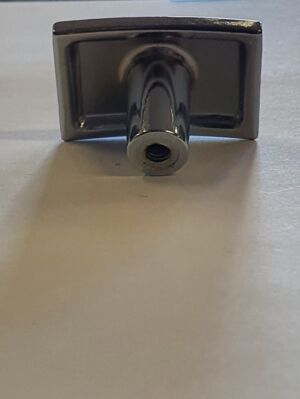 Мебелна дръжка правоъгълна Хром - 19132