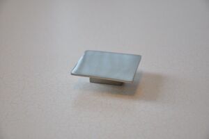 Мебелни дръжки модел 0018