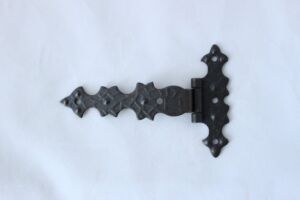 Мебелна панта старинна асиметрична голяма с фалц 95Х150мм