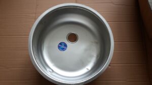 мивка за вграждане под плот