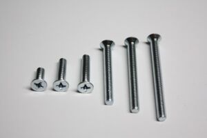 Болт фрезенкова глава PZ