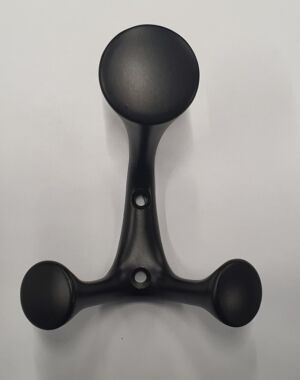 Мебелни закачалки в Черен Мат