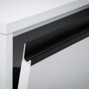 Кант Дръжка за Кухни в Черен Мат