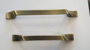 Мебелни Дръжки Античен Месинг