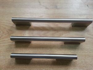 Мебелни дръжки INOX модел D 731