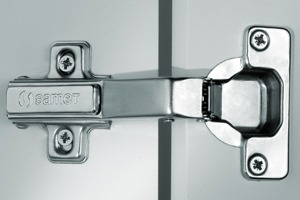 Мебелна панта модел 45°