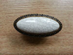 Мебелни дръжки Версаче модел CD 6741