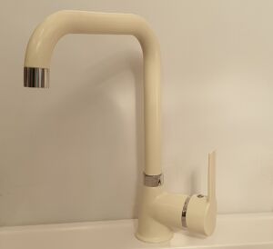 Смесител за Кухня в Крем мат