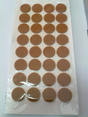 Залепваща мека подложка-лепенка за мебели модел Ф20 мм