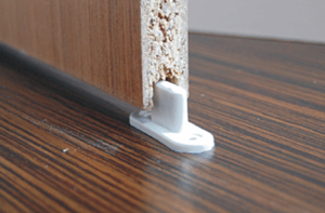 долен водач бял