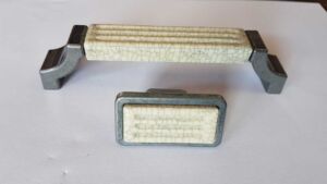 Мебелни Дръжки в Старинно Сребро с напукана керамика, порцелан