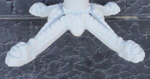 Крак за маса с антична основа - Бяла