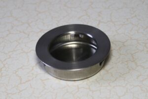 Мебелна дръжка модел Ф35мм.