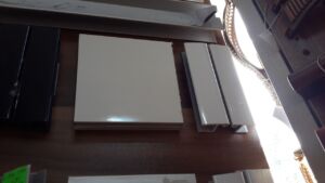 Чупещ ъгъл за цокъл PVC - БЯЛ