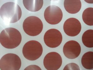 Самозалепваща тапа за покриване на винт