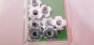 ШИПОВА ГАЙКА в блистер