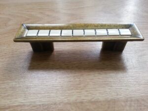 Мебелни дръжки модел CD6752-1-0000-AB-PL