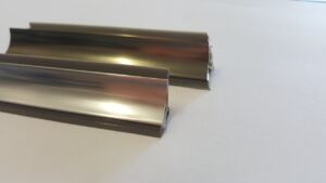 Водобранна лайснa Хром