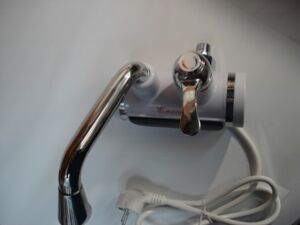 Стенен Смесител за Кухня с Нагревател модел 111