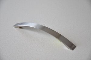 Мебелни дръжки модел 5020