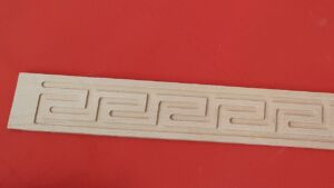 Декоративен Дървен профил Бук натурален- MKC57