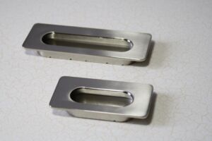 Мебелна дръжка модел 7002