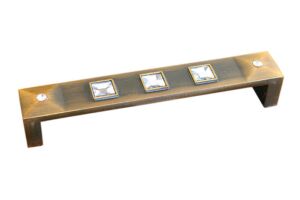 Мебелна дръжка модел 822