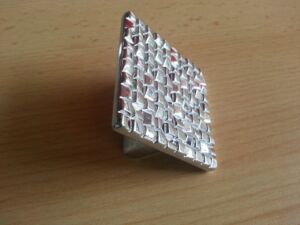 Мебелни дръжки модел K-749-G2