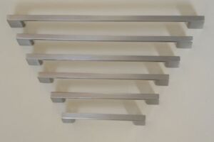 Мебелна дръжка модел 2008