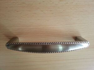 Мебелни дръжки модел DR58-0096-G8